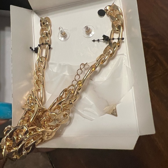 Guess men’s Necklace and Earrings set - Picture 3 of 4